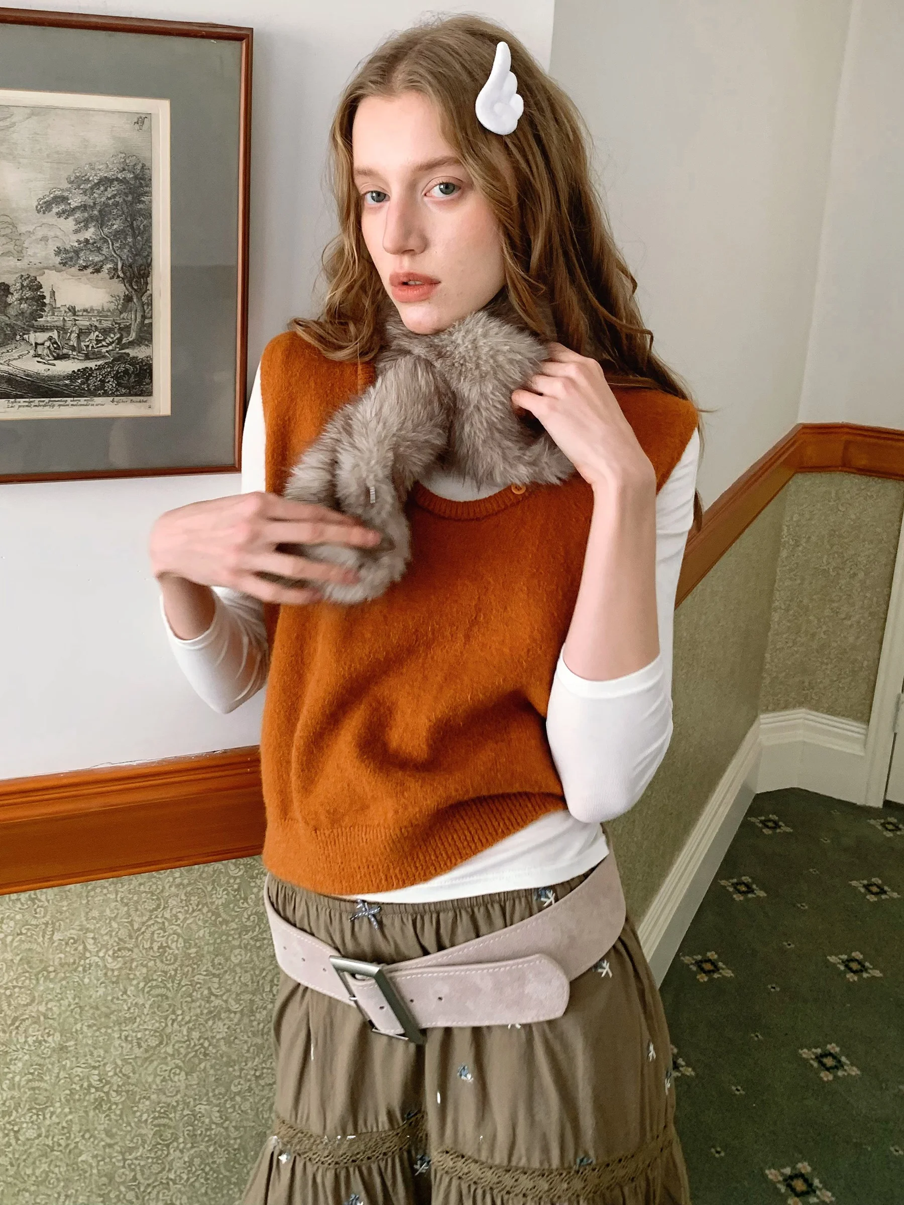 

Korean Sle Low U-Ne Knitted Vest Women's Inner Wear Svel Tank Top JDE Layering Spring Faion Soft Acrylic Material