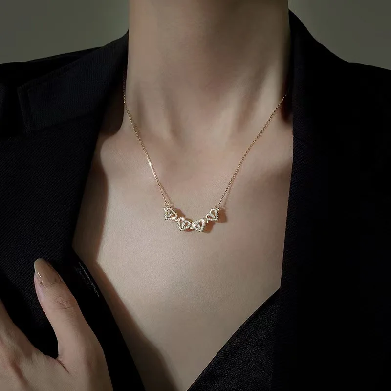 Romantic Shinning Clover Zircon Necklace For Women Girl Sweet Lucky Magnetic Heart Pendant Necklace For Ladies Wedding Party Gif