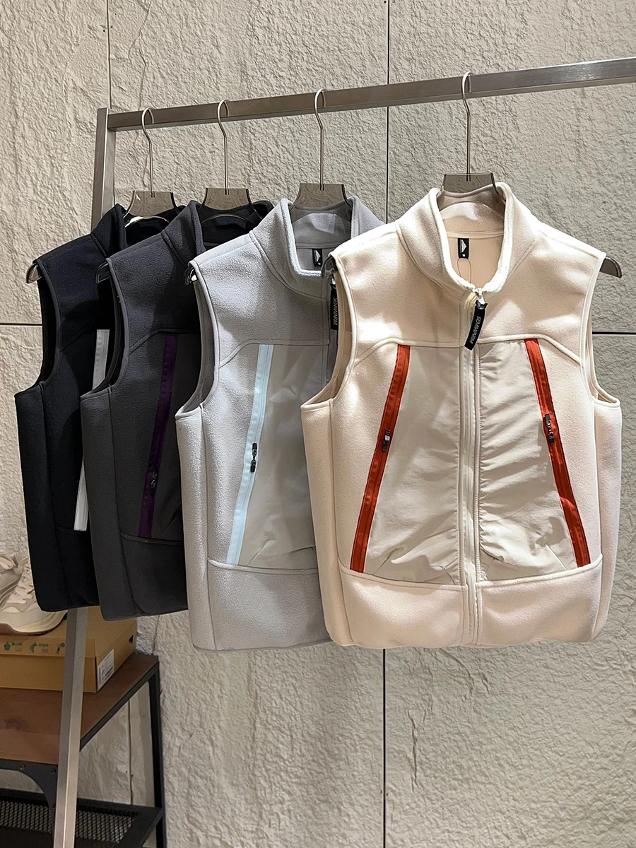 

Outdoor Mountain Series Double-Sided Fleece Vest Unisex Autumn Winter Windproof Warm Mid-Layer Zipper Closure Color
