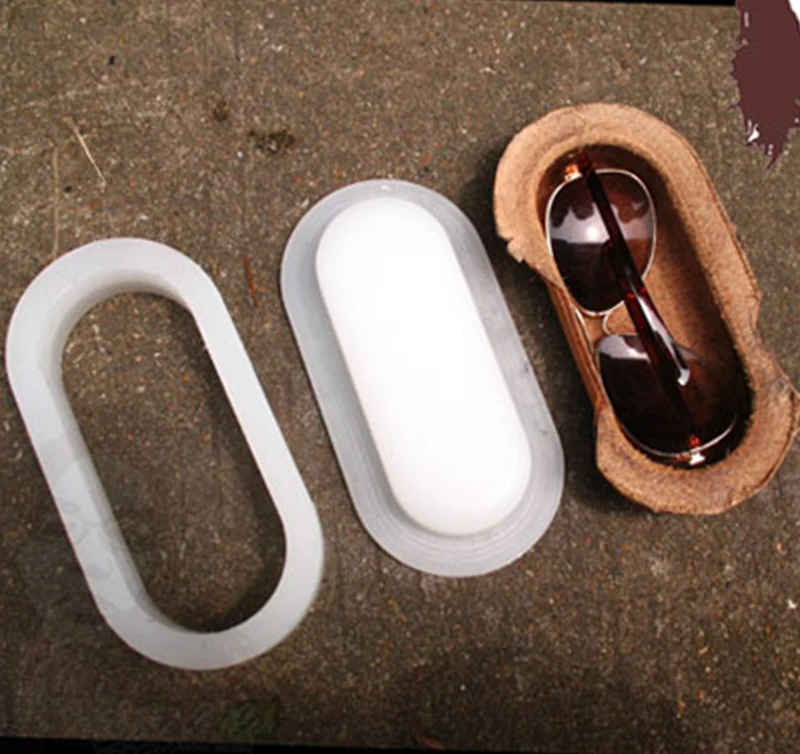 

Форма для формовки кожи - Инструменты для работы с кожей ручной работы - Эта форма используется для изготовления кожаных футляров для очков/солнцезащитных очков.