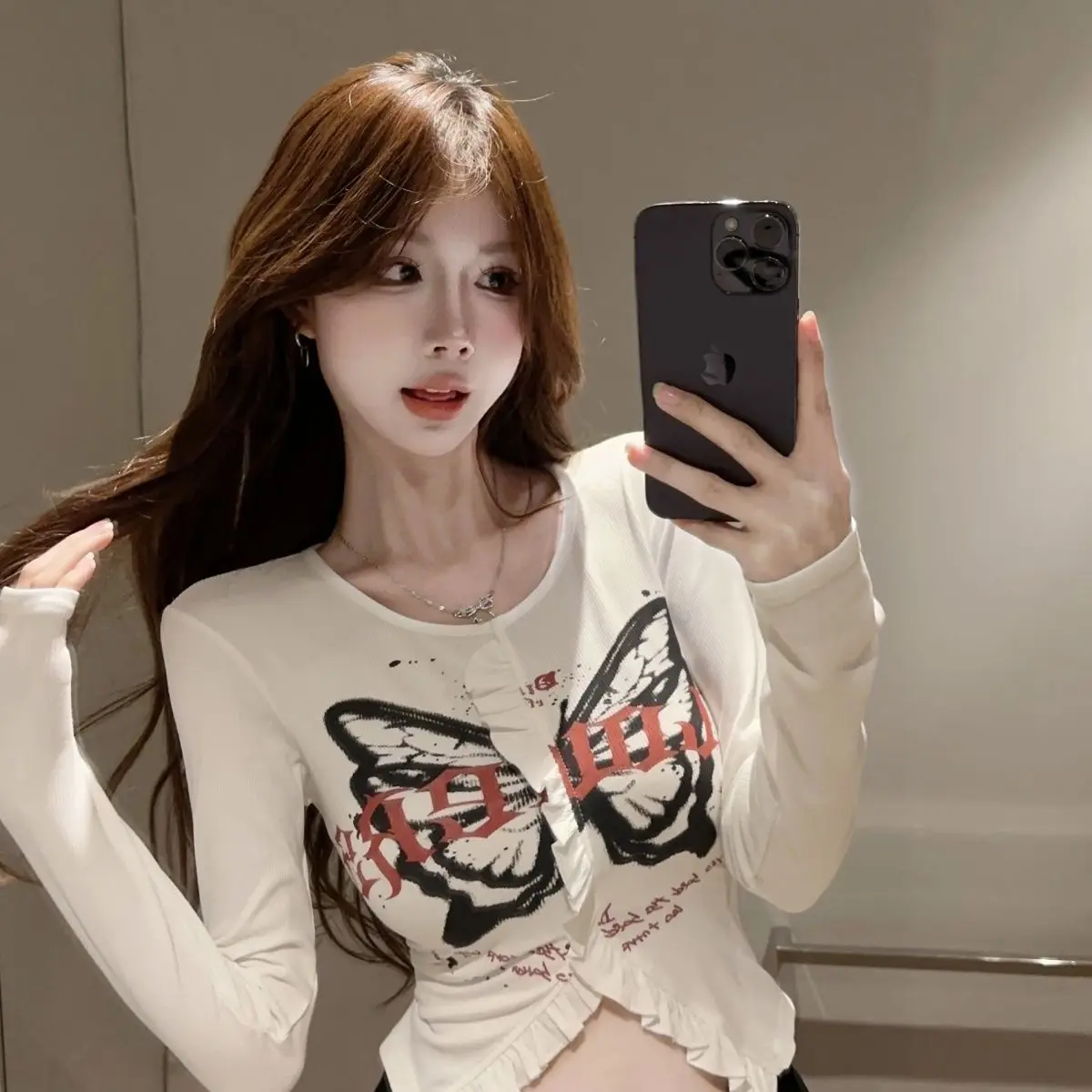 

Оптовая продажа, короткие облегающие футболки с принтом бабочек, базовые хлопковые топы, женские летние топы с длинным рукавом, милые американские винтажные футболки