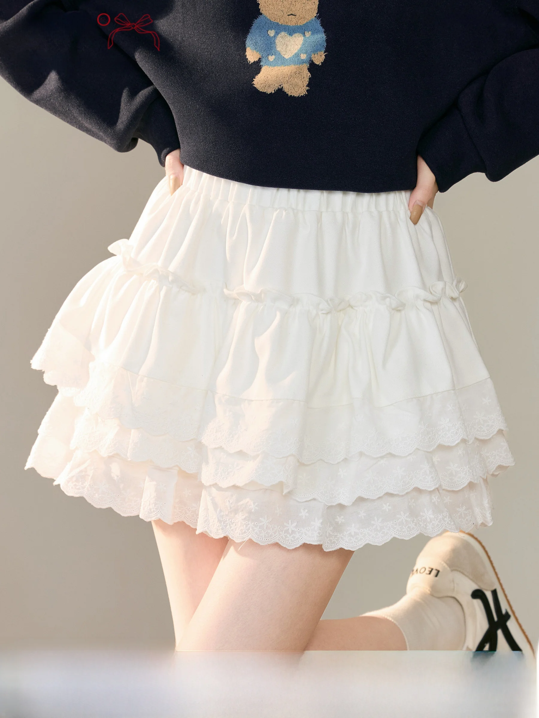 

Короткая пышная юбка Spring Shadow Whispers с рюшами и пэчворком, женский стиль, высокая талия, двухцветный дизайн, полиэстер