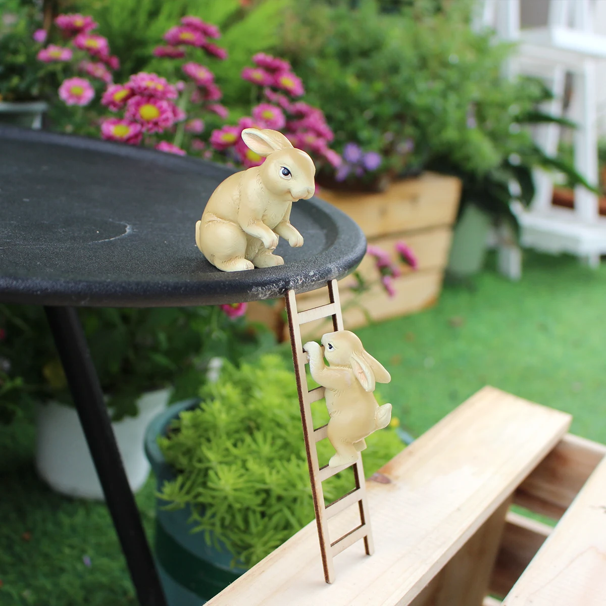 2PC/Rabbit Climbing Stairs - Outdoor Garden Garden Bonsai Statue - Home Decoration Statue - Easter Gift
