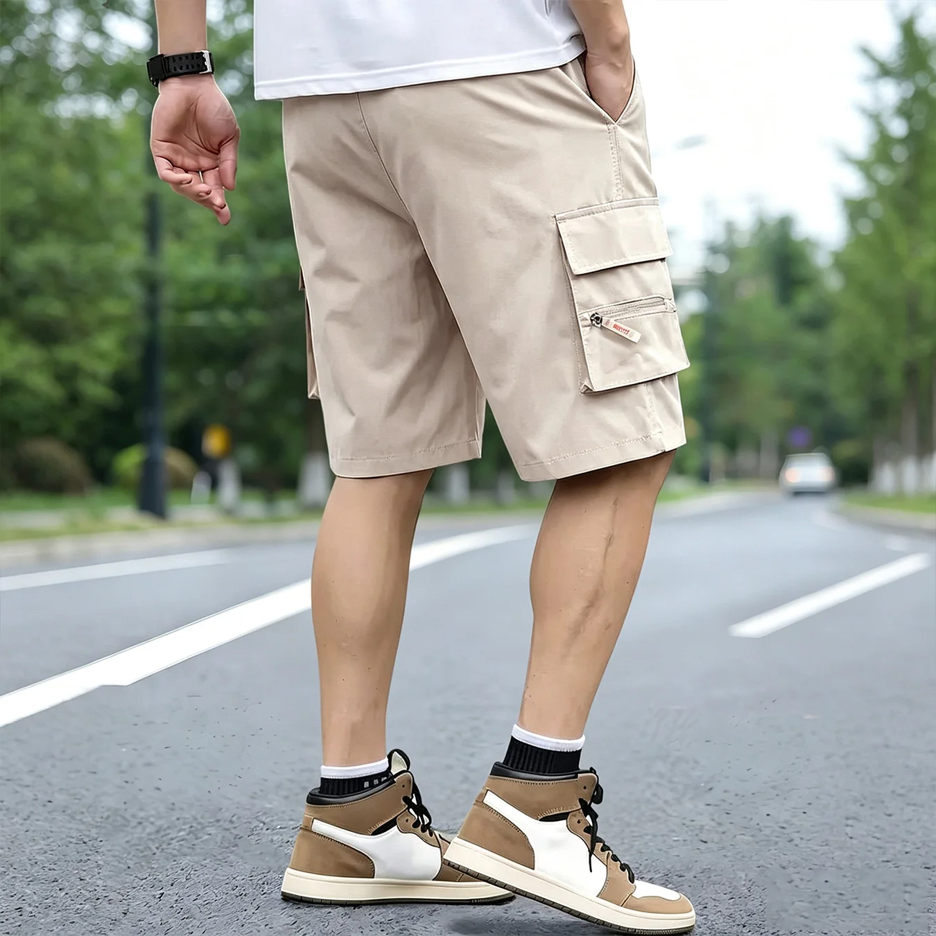 Men Multi-Pocket Loose Cargo Shorts Elastic Drawstring Breathable Summer Knee Length Shorts for Work Hiking Street Gym