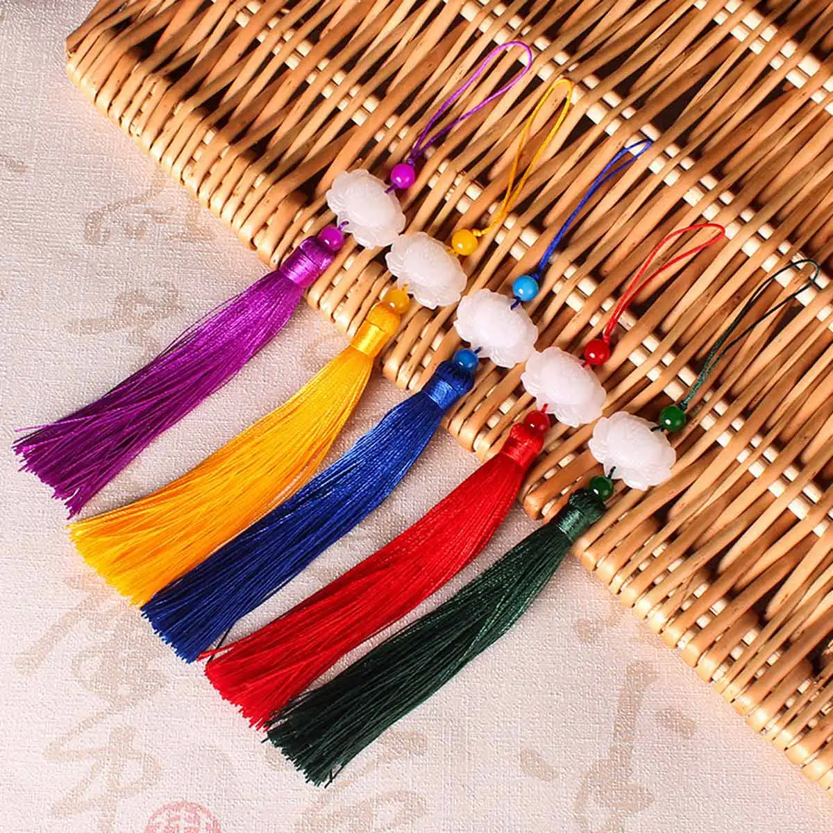 50PCS Handmade Tassel 12cm Beaded White Lotus Charm Pendant Jewelry Accessories Decoration for Gift Handbag Clothes Fan Key Ring