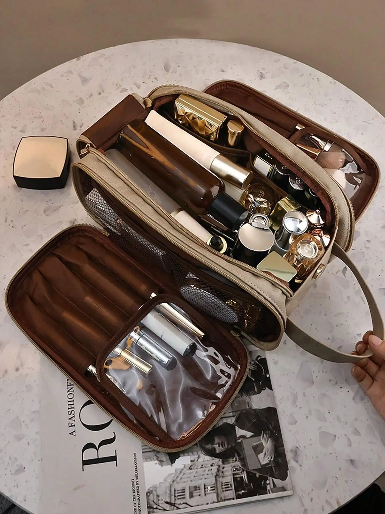 Camel Waterproof PU Leather Multi-Functional Makeup Bag, Double Layer Large Capacity Portable Travel Toiletry Bag With Handle, Makeup Brush Organizer, Men's Business Toiletry Bag, Back To School, Winter Holiday Cosmetic Storage Bag, Ideal Gift