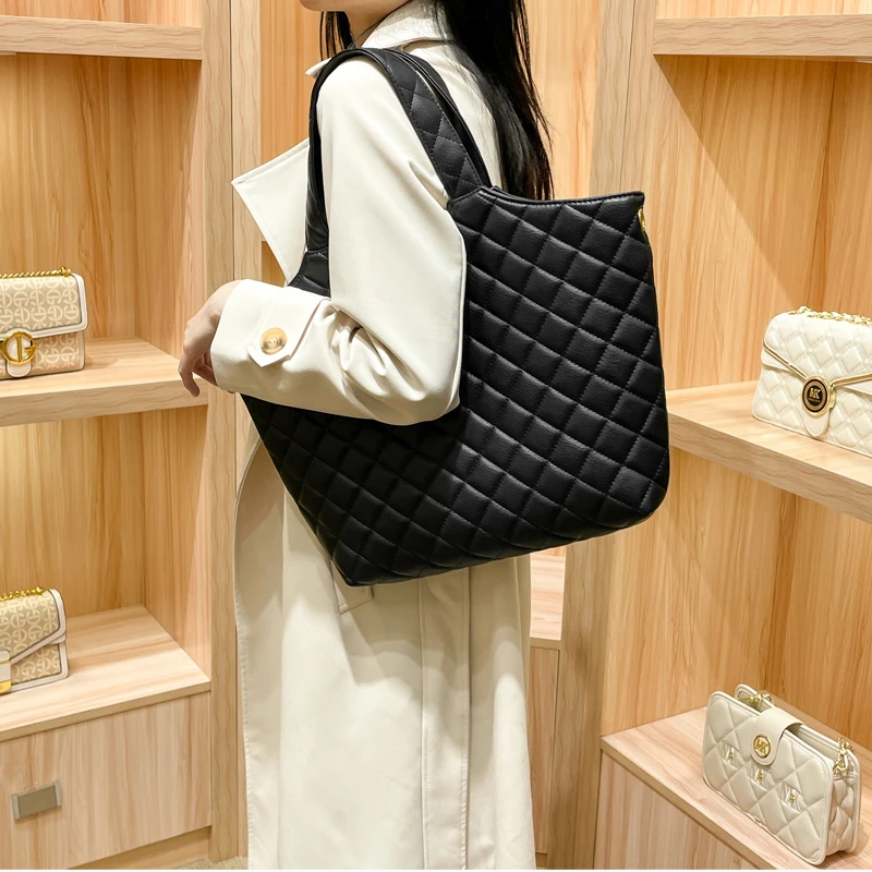 

Hong Kong Genuine Leather Diamond id Underarm Tote Bag 2025 New Summer Large Capaci Commuter Handbag Women