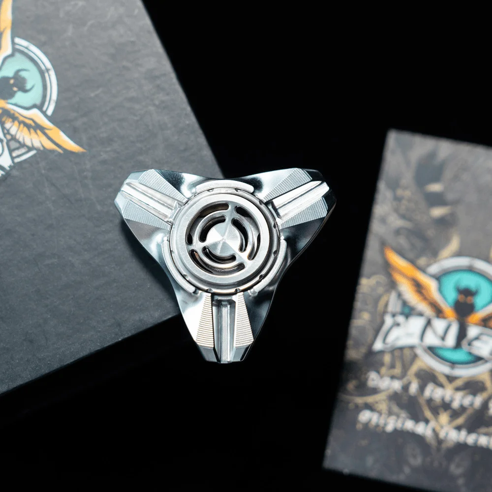 CaiNiao EDC Fidget Spinner Three Leaf Spinner Fidget Toys For Adults Portable Office Desk Anxiety Relief Gadgets Accessories