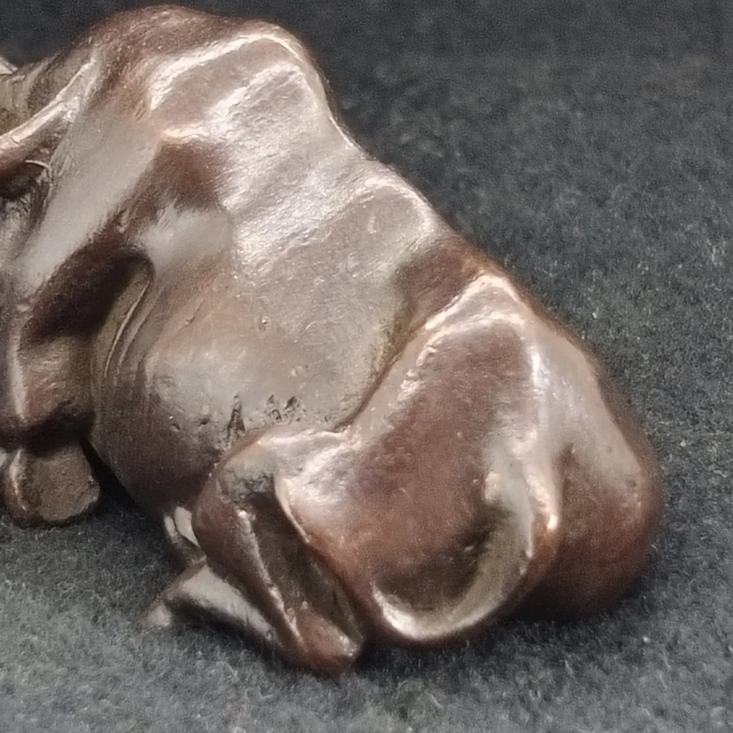 Bull Statue Bronze Simulation Sitting Buffalo Model Toy Tea Pet Home Desktop Decoration Handicraft Shepherd Buffalo Statue