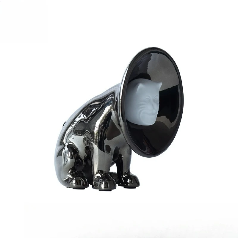 

Modern advanced electroplating desktop cat ornaments, light luxury and high-end jewelry in the living room of the model house