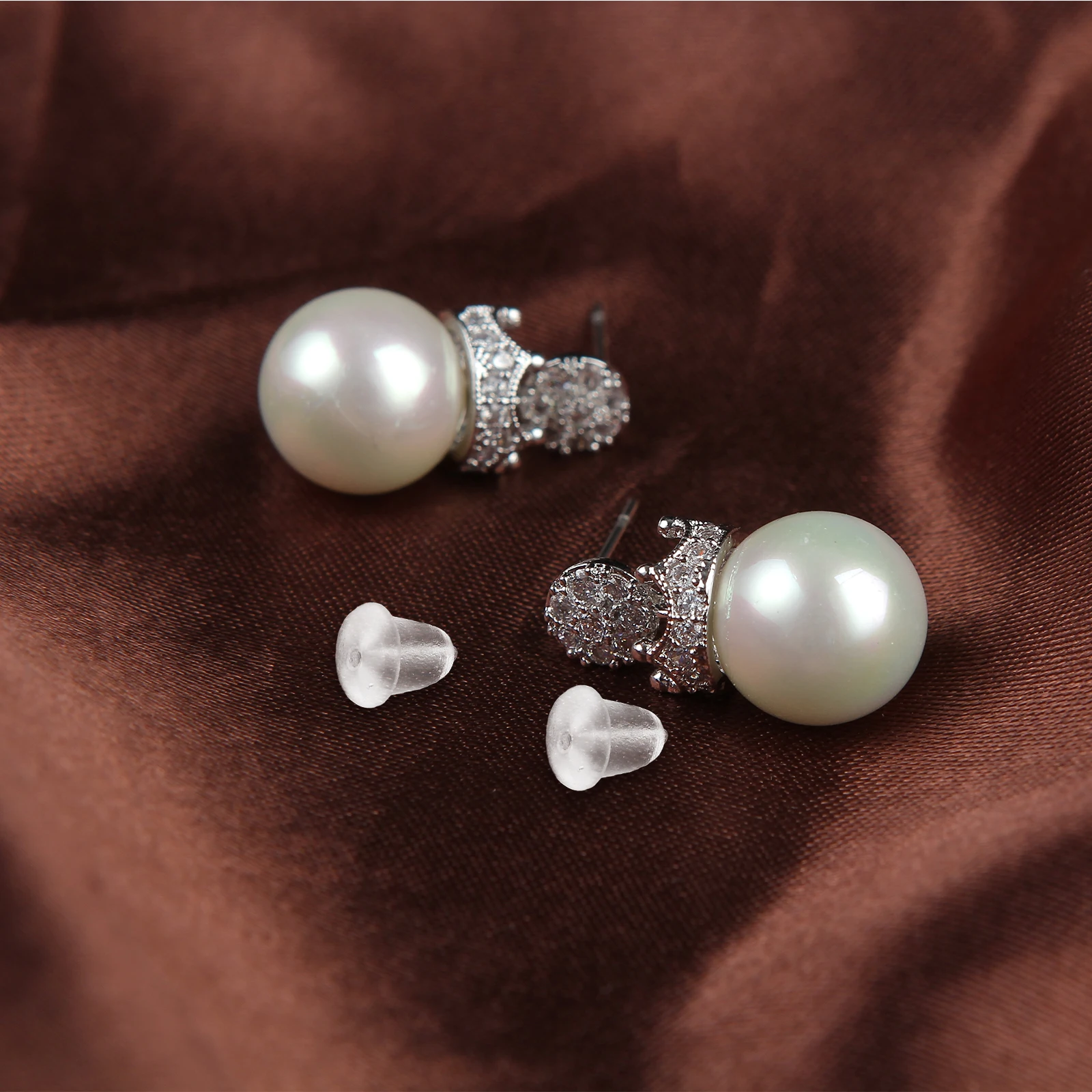 

100Pcs Silicone Earring Backs Clear Secure Stopper for Women's Studs and Heavy Earrings Replaceable Earring Plugs Portable