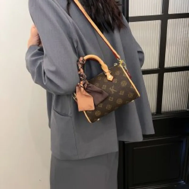 

Винтажная женская сумка Maillard, изысканное мастерство с регулируемым ремешком, для повседневного и офисного использования