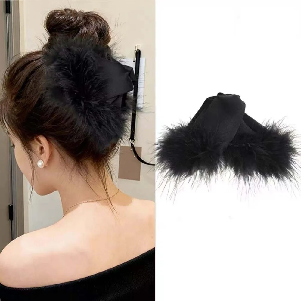 

Elegant Satin Triangle Shark Clip Korean Style Multi-layered Fluffy Feather Hair Claw Polyester Solid Color Women Hairgrips