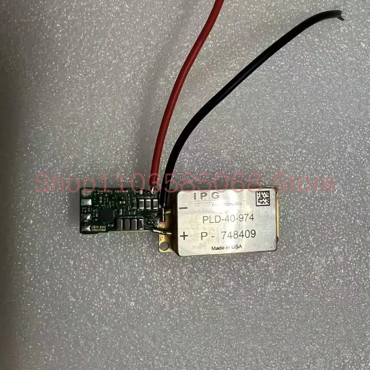 

Ipg40W-90W High-power Laser Pump Source,no Fiber Optic Default Opening for Collimation and Light Output (Second-hand,not New!! )