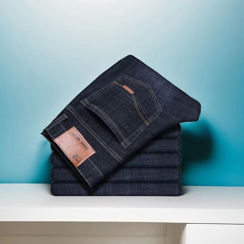 กางเกงยีนส์ทรงสกินนี่ลำลองสำหรับผู้ชายปี 2025; กางเกงยีนส์ทรงตรงเข้ารูปยืดหยุ่นทันสมัย