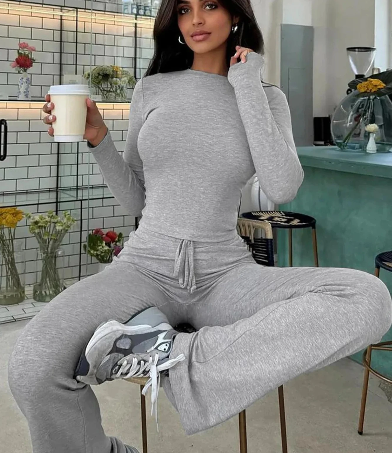 

Y2K Уличная одежда для работы на открытом воздухеЖенская повседневная комплект из 2 предметов однотонная тонкая укороченная футболка с длинными рукавами