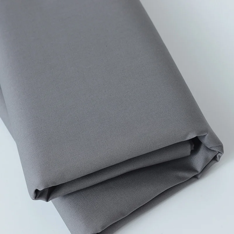 Katoenen poplin stof effen kleur wit rood zwart voor naaigerei quilten patchwork per halve meter