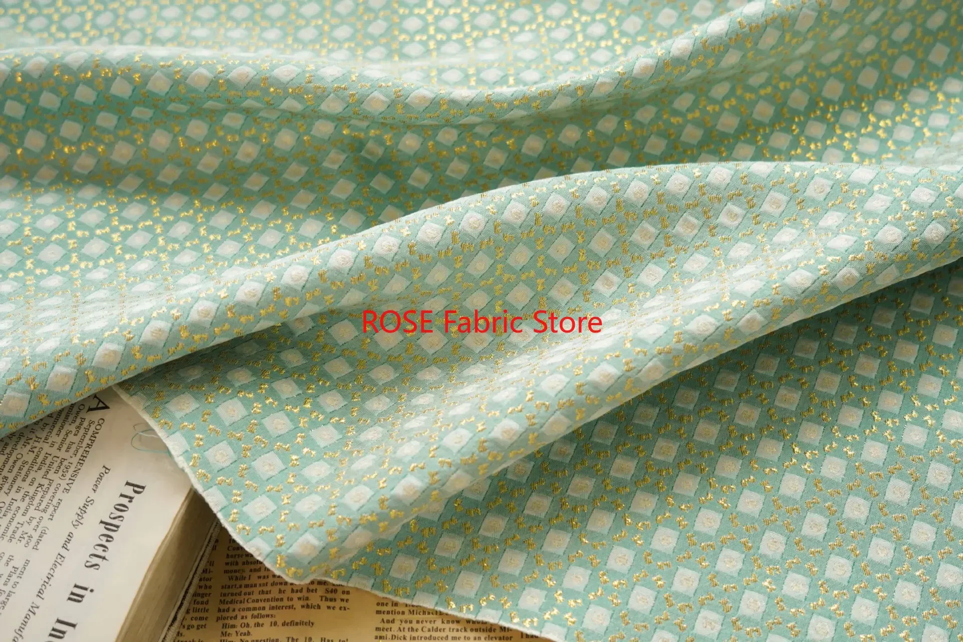 1-метровая золотая шелковая рельефная жаккардовая ткань с геометрическим рисунком, простое платье, юбка, сумка, наволочка, декоративная швейная ткань