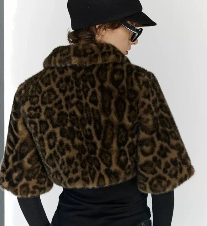 المألوف قصيرة سستة طوق ليوبارد طباعة سترة ألياف البوليستر الشارع نمط الخريف الشتاء جديد وصول المرأة معطف فوقي #2