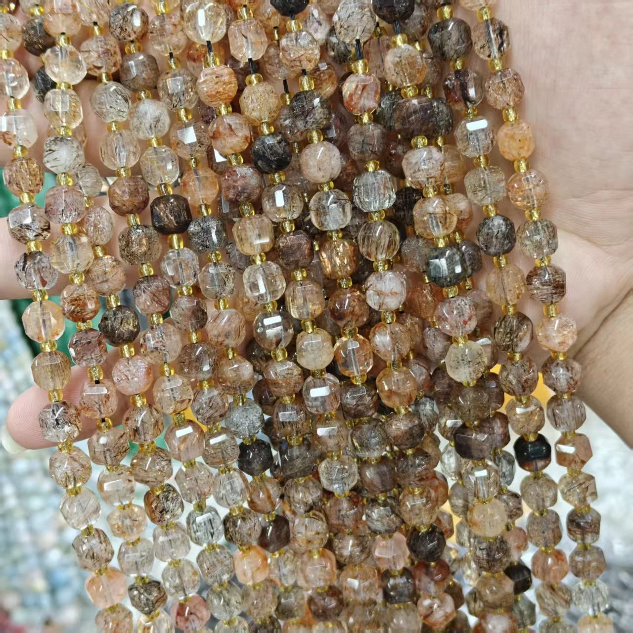 XINGYU Natürliche Schwarz-Gold Super Seven 7 Quarz Facettierte Quadratische Würfel Glatte Runde Perlen Schmuckherstellung Design Armband Geschenk – Detail 2