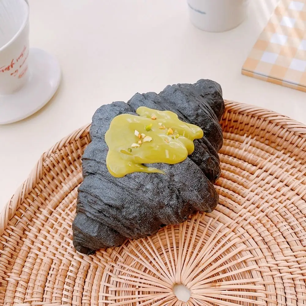 Simulation Food Play Bread Bread Slow Rebound Cake PU Squeeze Dessert Large Soft Puff Slow Rebound Children