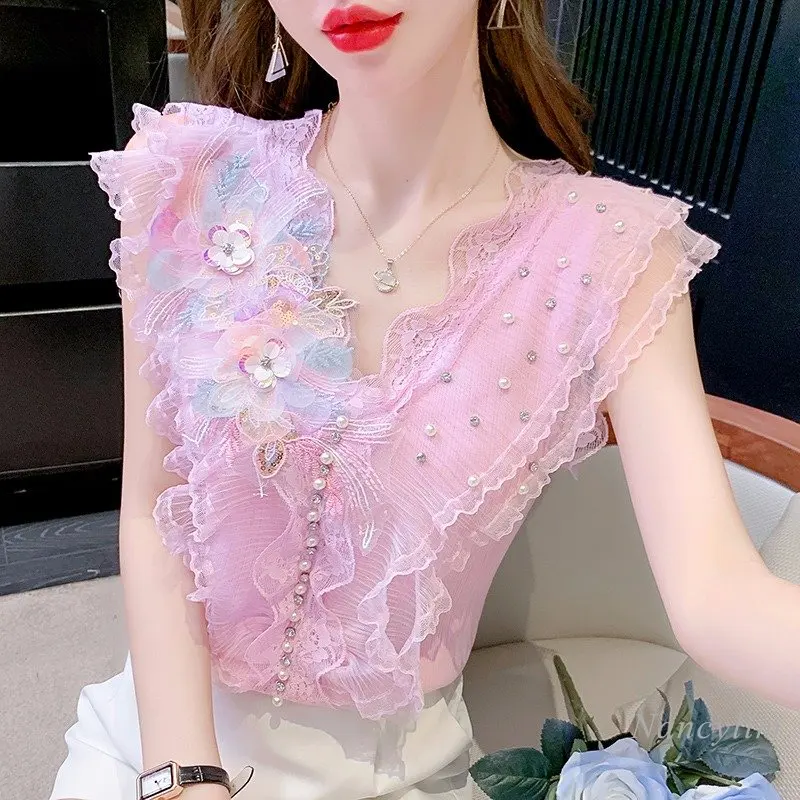 

French Style Sweet Floral Tank Camisole Women's Summer Outer Wear Summer Sleeveless Three-dimensional Flower Embroidery Top 2024