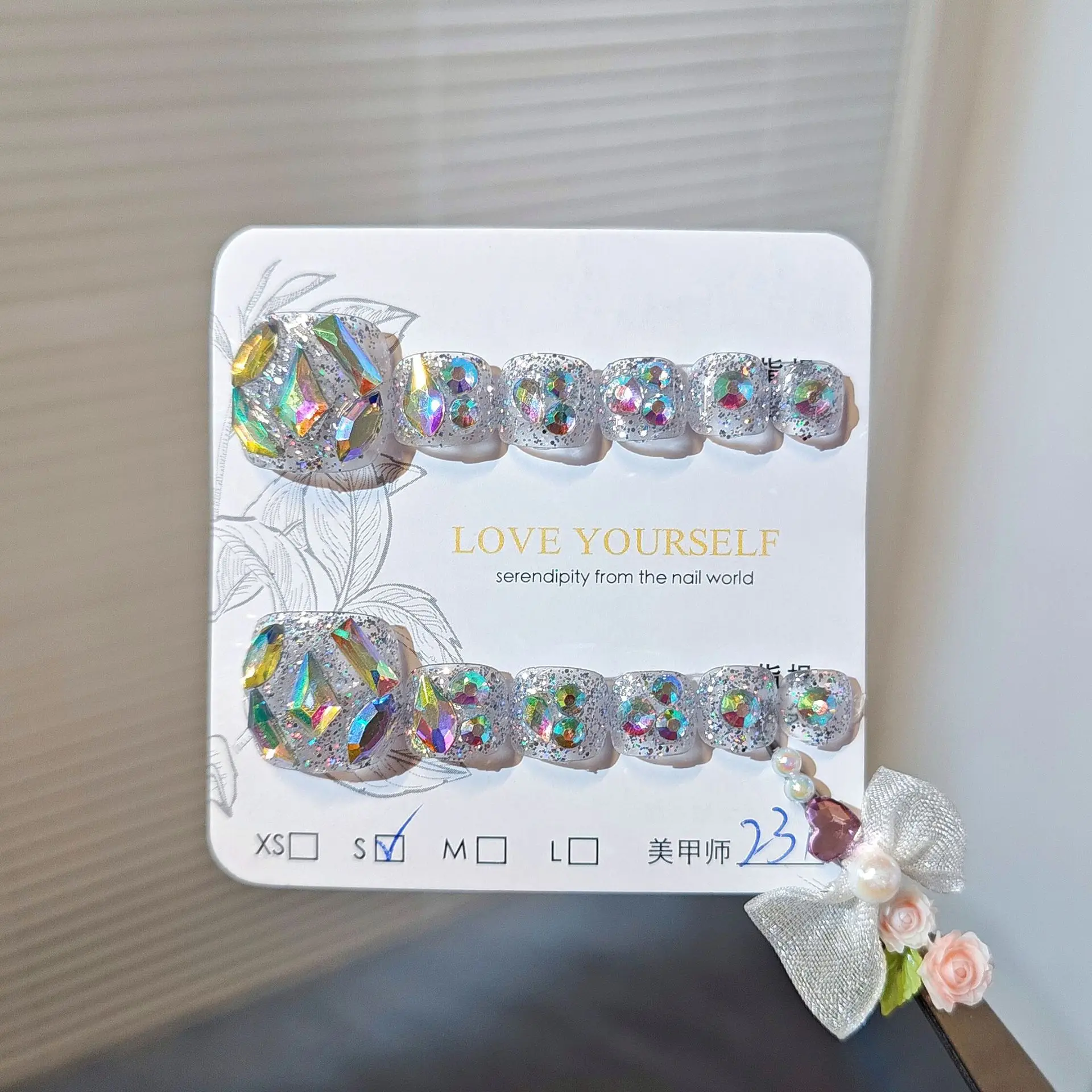 12pcs Handmade กดบนเล็บเท้าเงาทอง Rhinestone ปลอมเล็บเท้าสวมใส่แฟชั่นฤดูร้อน Y2k ปลอมเล็บ