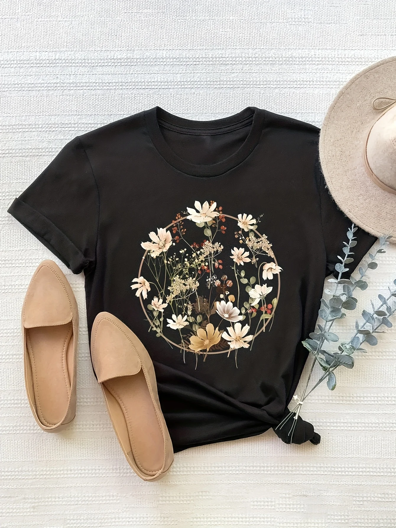 Camiseta de cuello redondo con gráfico Floral, camiseta informal de manga corta para primavera y verano, ropa para mujer