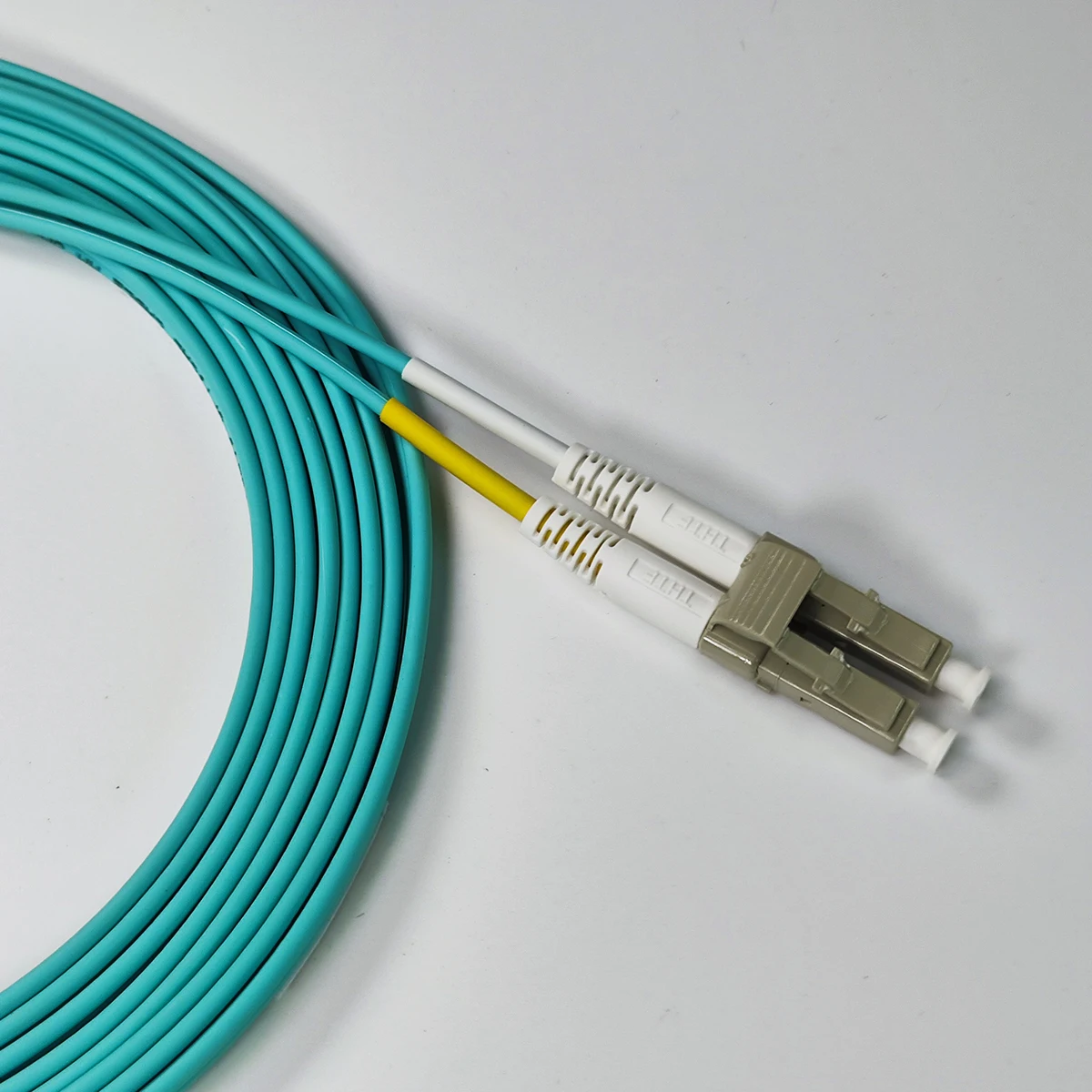 Cable de conexión de fibra óptica OM3, 10Gigabit, multimodo, doble núcleo, diámetro de 1,6mm, LC/UPC-LC-UPC FTTH, para interiores