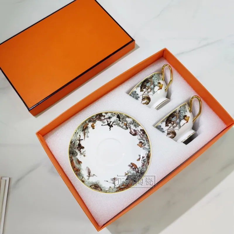 

European Palace Style Ceramic Coffee Cup and Saucer Set Elegant Fashion Afternoon Tea Gift Box with Floral Design