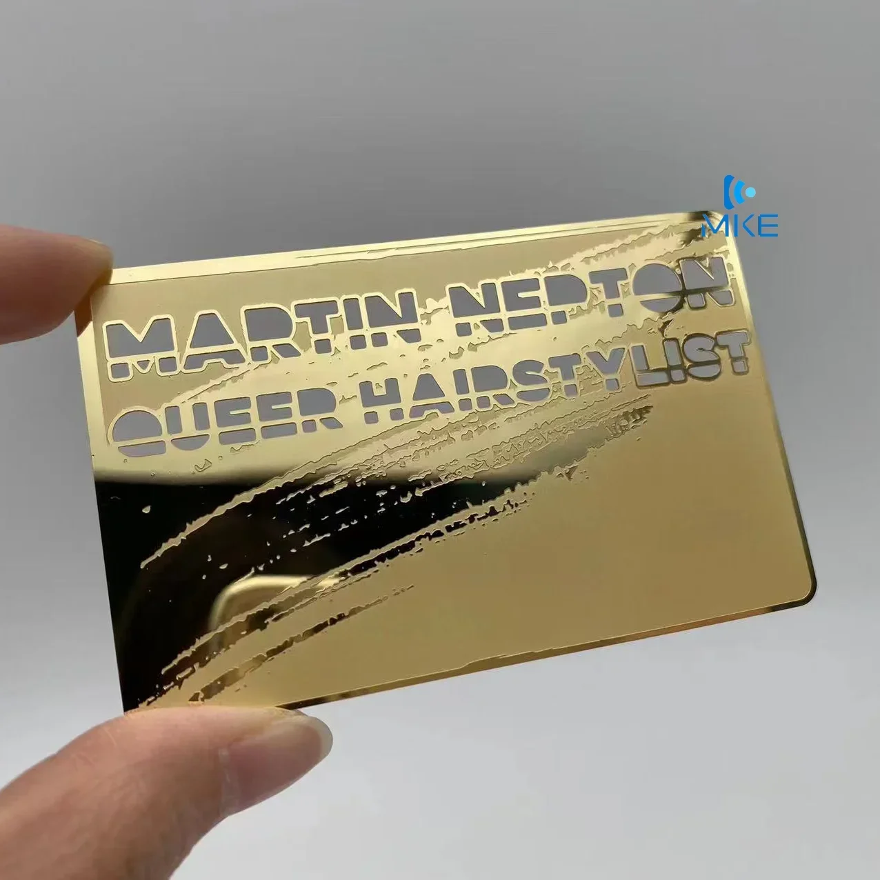 

Зеркальные и матовые золотые подарочные металлические карты с гравировкой для бизнеса