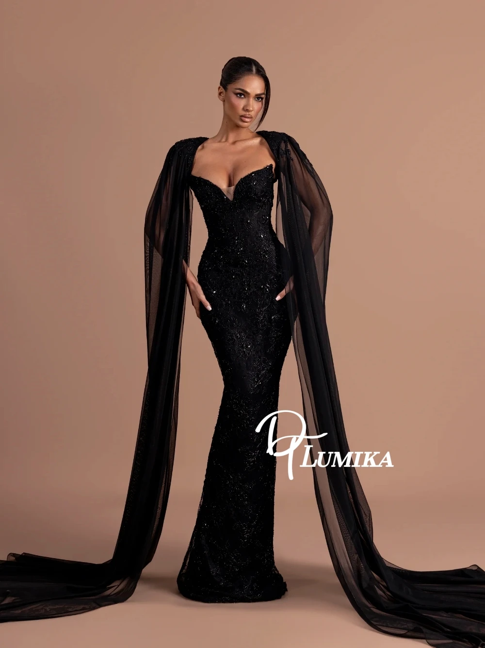 Black V Neck Bodycon Evening Dress With Long Cape Modern Shiny Beaded Cocktail Party Gown Customized Special Occasions Wear