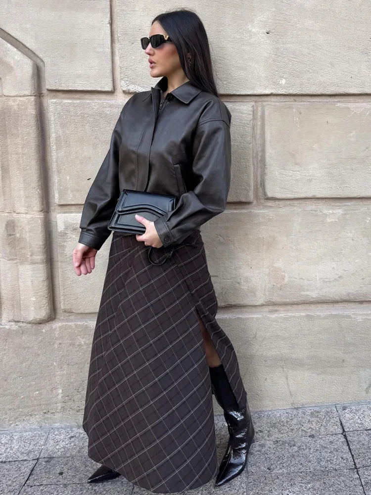 

HH Women's 2026 New Fashion Vintage Versatile Zipper Pleated Plaid Skirt Female Mid Waist High Street Casual Slit Hem Long Skirt