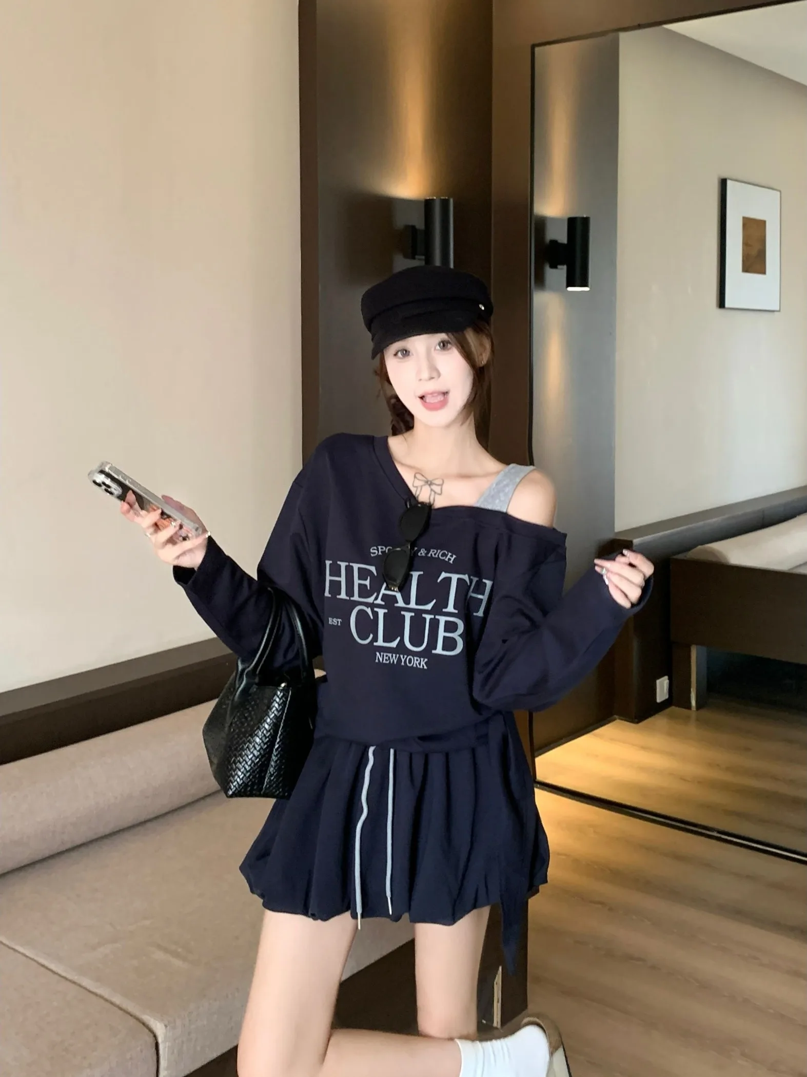 

Casual Spring Women's Long Sleeve T-Shirt And A-Line Skirt Set Asymmetrical Design High Waist Loose Fit Fashionable Ensemble