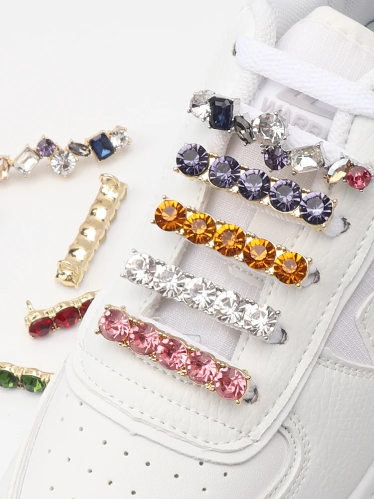 2022 New Hot Shiny Rhinestones Shoelaces Buckle Premium Metal Shoelace Accessories Detachable Decoration Colorful Diamonds 1PCS