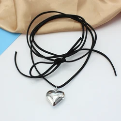 Punk Goth Black Velvet Big Heart Pendant Choker Necklace for Women Weave Knotted Bowknot Adjustable Chain New Year Jewelry