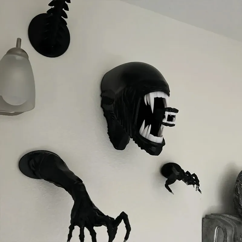 Wall Hanging Ornaments Giant Xenomorph Head Xenomoprh Wall Art Alien Xenomoprh -Xenomorph Mask Facehugger Mask Towel Rack Hooks