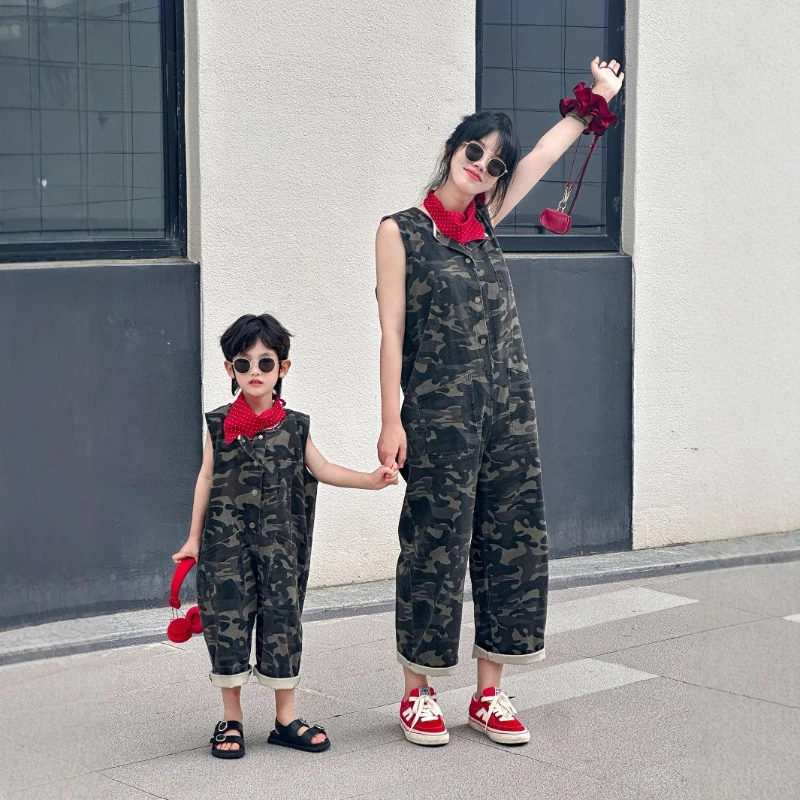

2025 Mom Daughter Matching Outfits Camo Jumpsuit Father Son Korean Vest Pants Family Casual Twin Clothes Summer Costumes