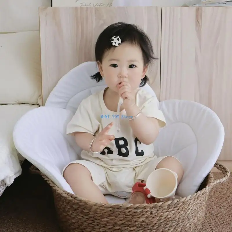 

24BE Newborns Bath Support Cushion Secure Nonslip Shower Mat for Infants, Easy to Clean and Store Foldable Play Mat