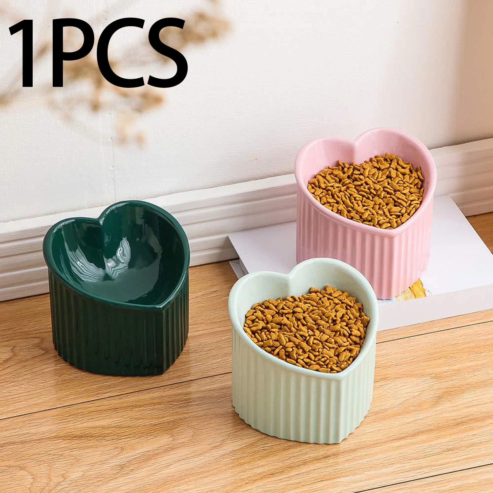 Ceramic Tilted Elevated Cat Bowl Heart Shape Cute Porcelain for Flat Faced Cats Easily Wash Anti Skid Stable Base Pet Feeder