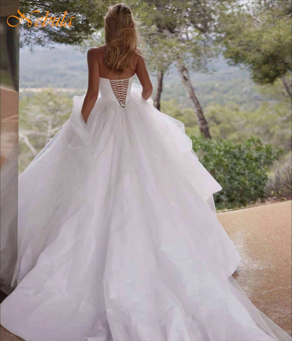 Customized Boho White Jersey Wedding Dress Elegant Strapless Sleeveless Bridal Gowns Classic A-Line Court Train Vestido De Novia