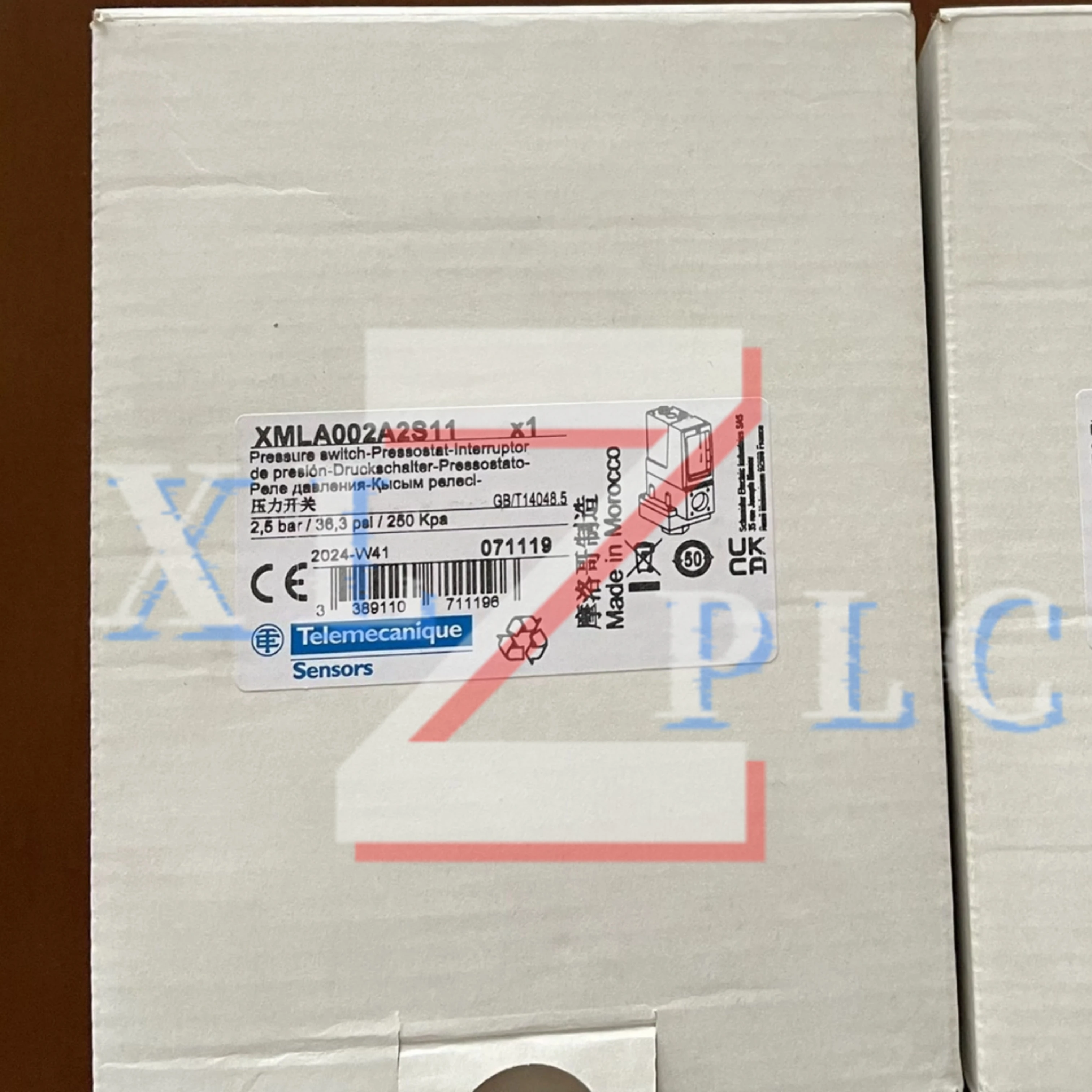 

Реле давления XMLA002A2S11 0.15-2bar XMLA004A2S11 0.4-4bar XMLA004C2S11 XMLA010A2S11 XMLA020A2S11 0.7-20 новый на складе