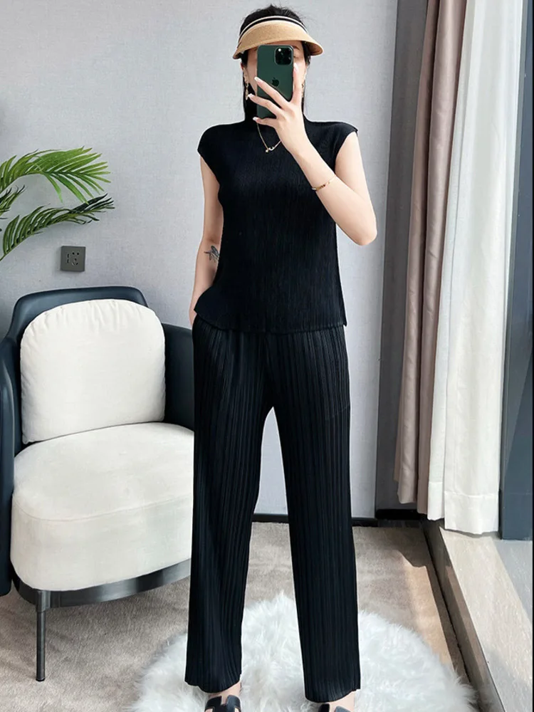 Pleated 2022 Summer New Two-piece Sets Loose O Neck Sleeveless T-shirt + High Waist Wide Leg Pants Fashion Trend