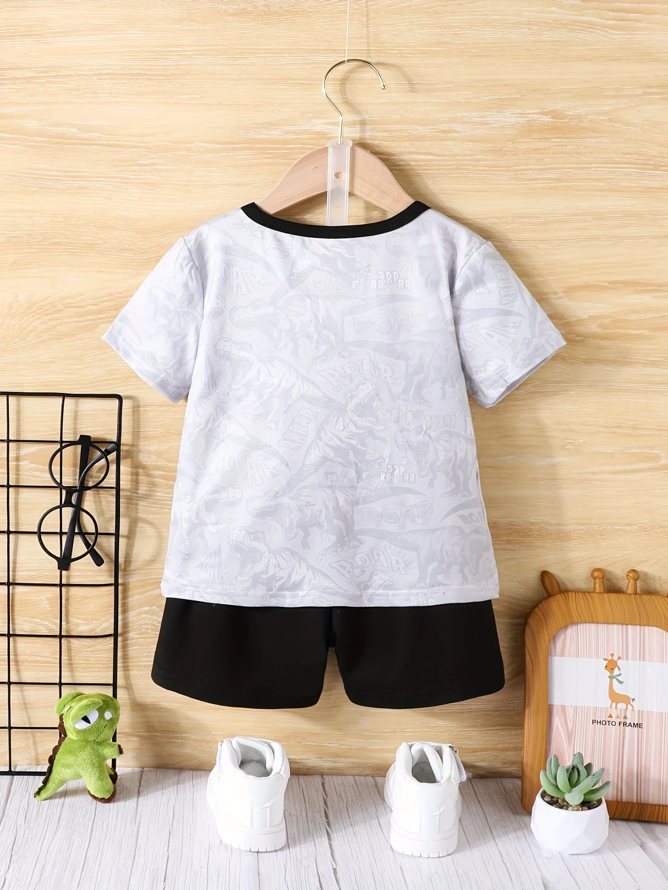 Summer Outdoor Little Boy Sports Short-sleeved Shorts Two-piece Casual Breathable Suit