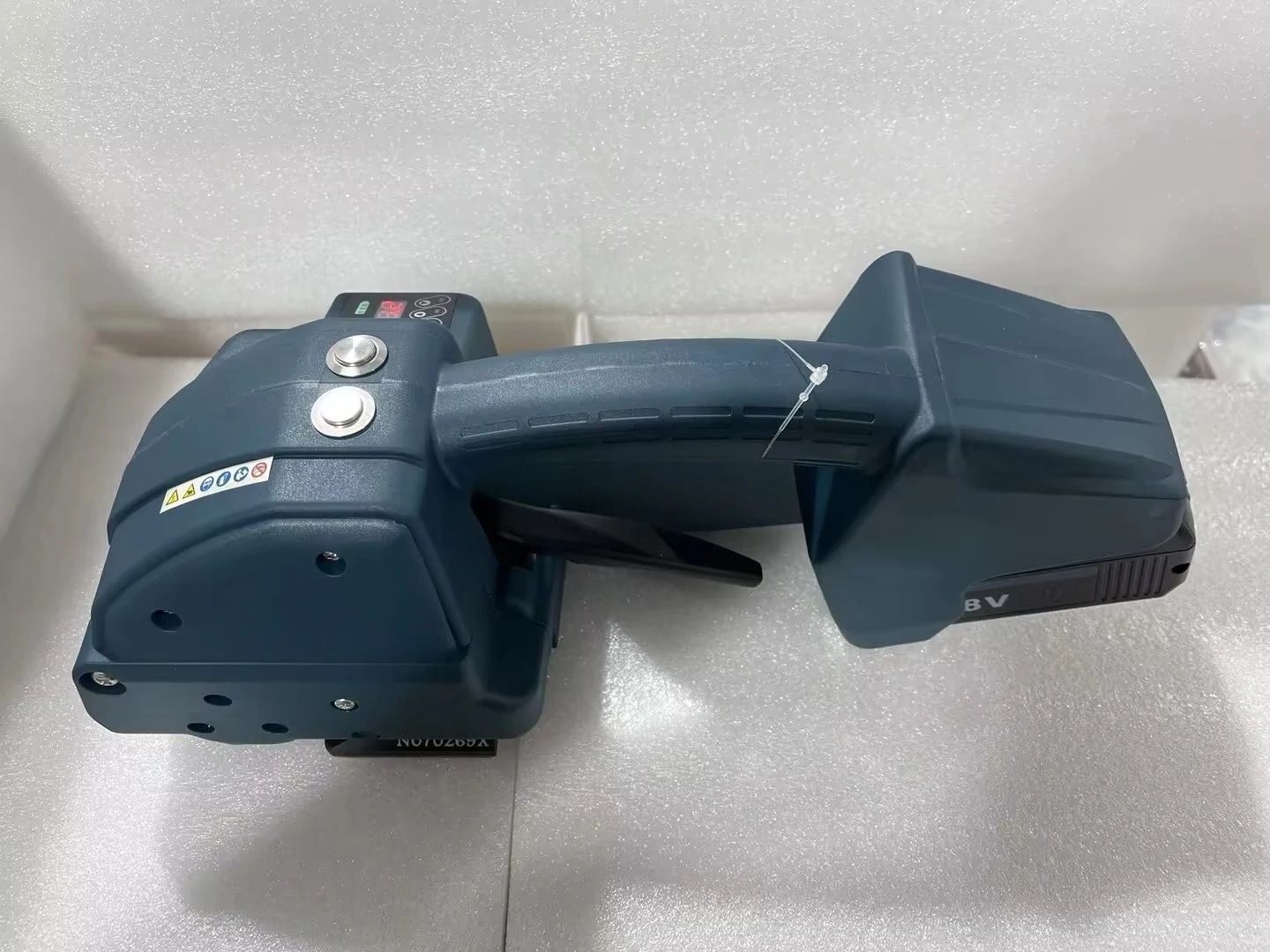 Q1 Q2 Q2L ماكينة تغليف أدوات تجليد أوتوماتيكية من البوليستر البولي بروبيلين محمولة باليد مكبس بلاستيكي كهربائي مع حزام 13-16 مللي متر #6