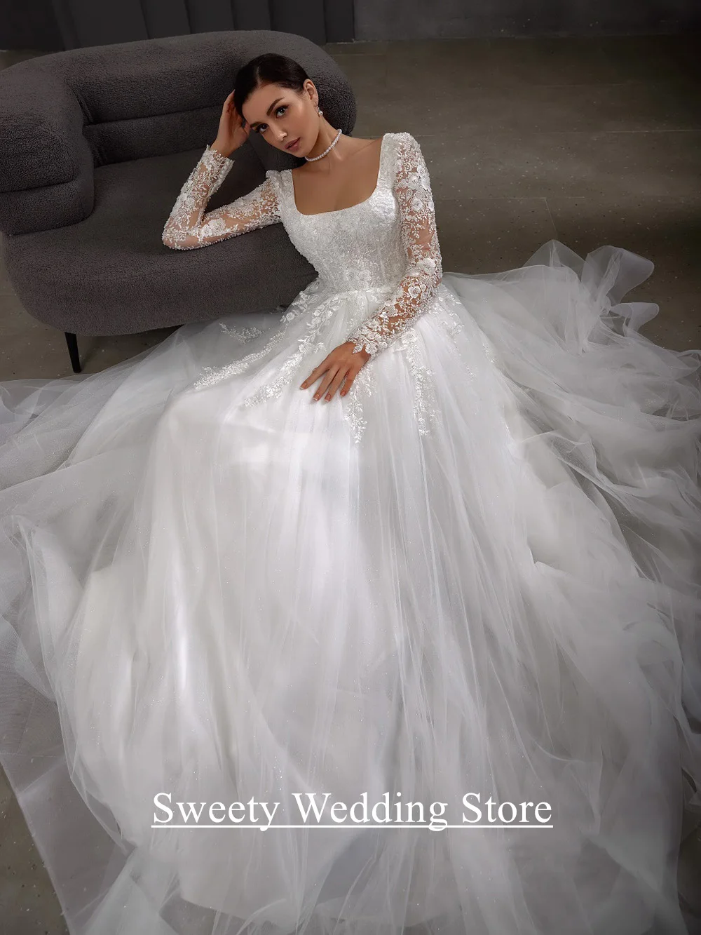 Abito da sposa donna Abiti da sposa Maniche lunghe personalizzate Collo quadrato Perline Applique Glitter Tulle Abito da sposa linea A