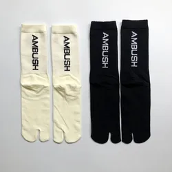 Chic Spring Summer Autumn Split Toe Woman Socks Basic Black White Color Fashion English Letters Combed Cotton Two-Toed Tabi Sox