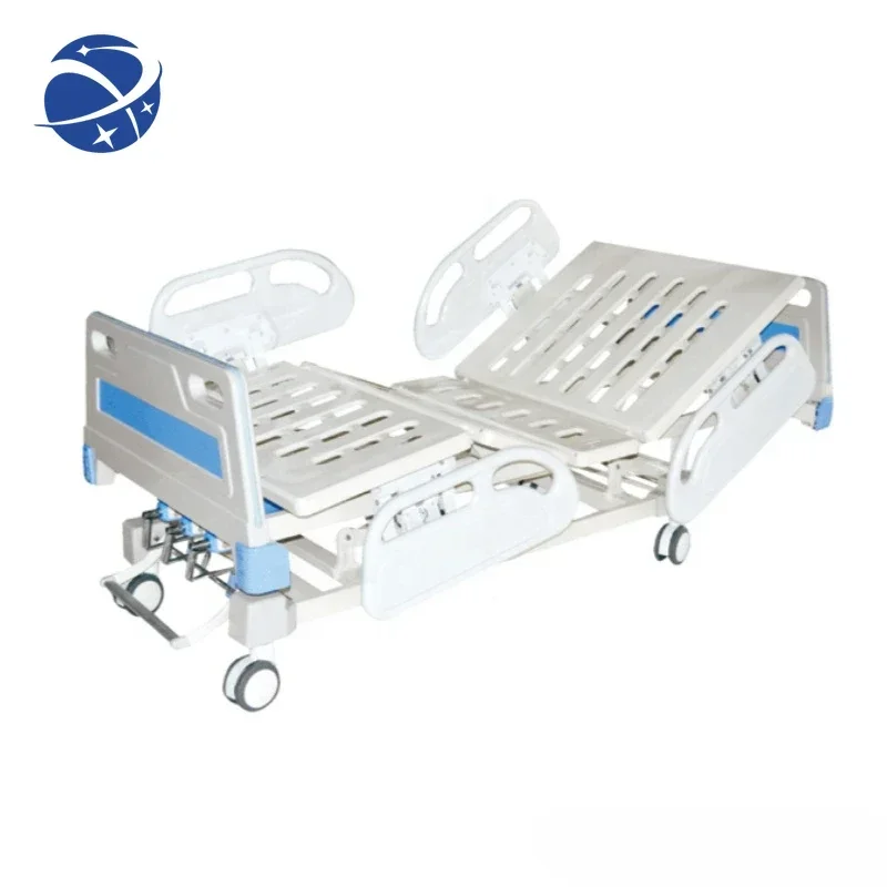 

Manufacturer Directly Supply 3 Cranks Manual Patient Medical Bed for Hospital