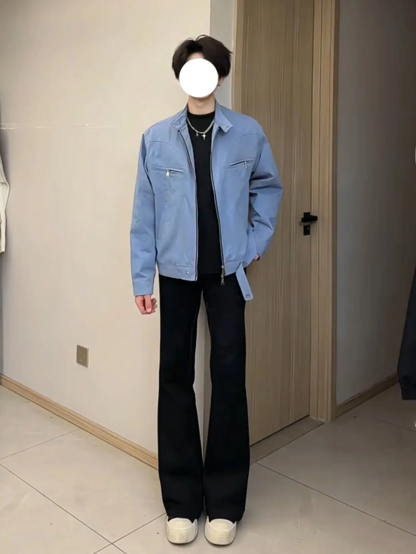 

Мужские брюки Bla Le Blade: осенние, приталенные, с эффектом драпировки, слегка расклешенные, прямого кроя, для официальных мероприятий и повседневной носки