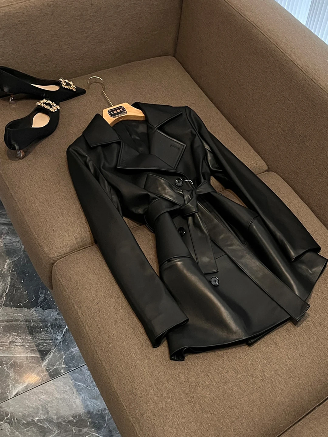 معطف نسائي شتوي جديد متوسط الطول من جلد الغنم بدلة جلدية Jaet Cleanfit Sle مع حزام فضفاض مناسب طويل Sve Double Bre... #1